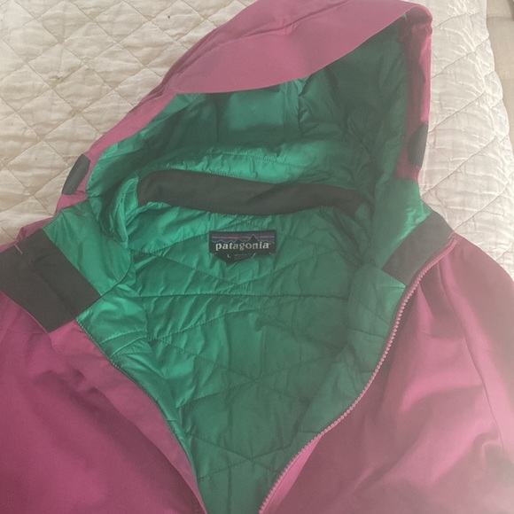 Womens Patagonia - Picture 2 of 4
